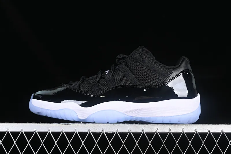 All categories Air Jordan Jordan series basketball shoes Air Jordan 11 F version Air Jordan 11 Low "Space Jam" AJ11 Joe 11 slam dunk real standard real carbon low-top basketball shoes FV5104-004